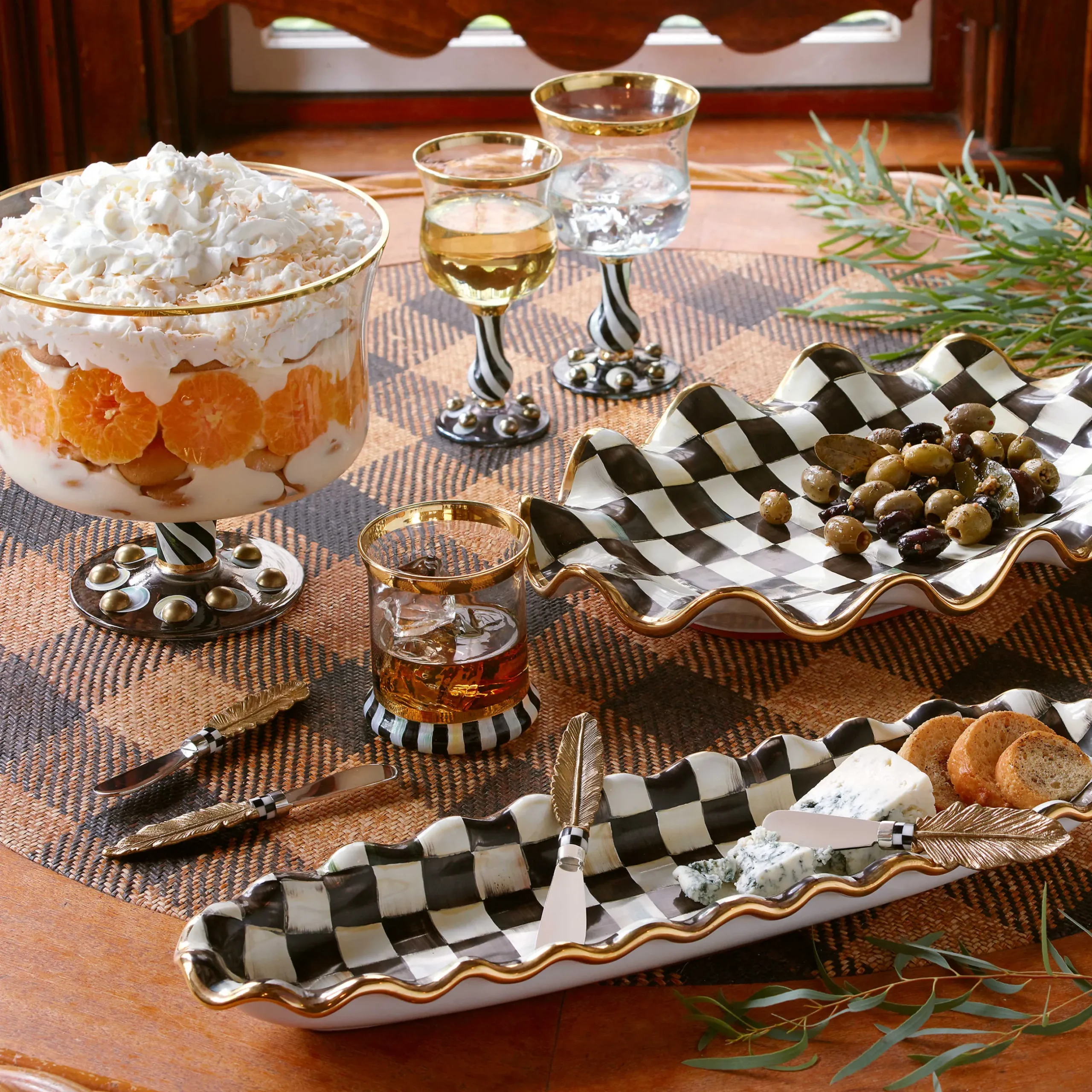 Serveware|MacKenzie-Childs Courtly Check Ceramic Hors d'Oeuvre Tray